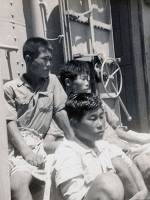 Korean-Boys-seated-1952