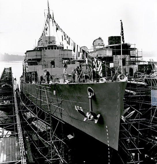 WW-II-Ship-History-Launch-in-irons